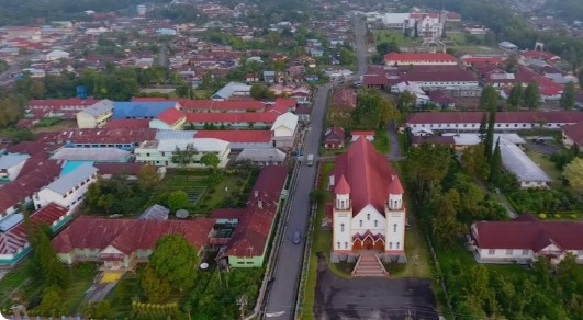 Mengenal Kota Ruteng, Kota 1000 Gereja di Indonesia 