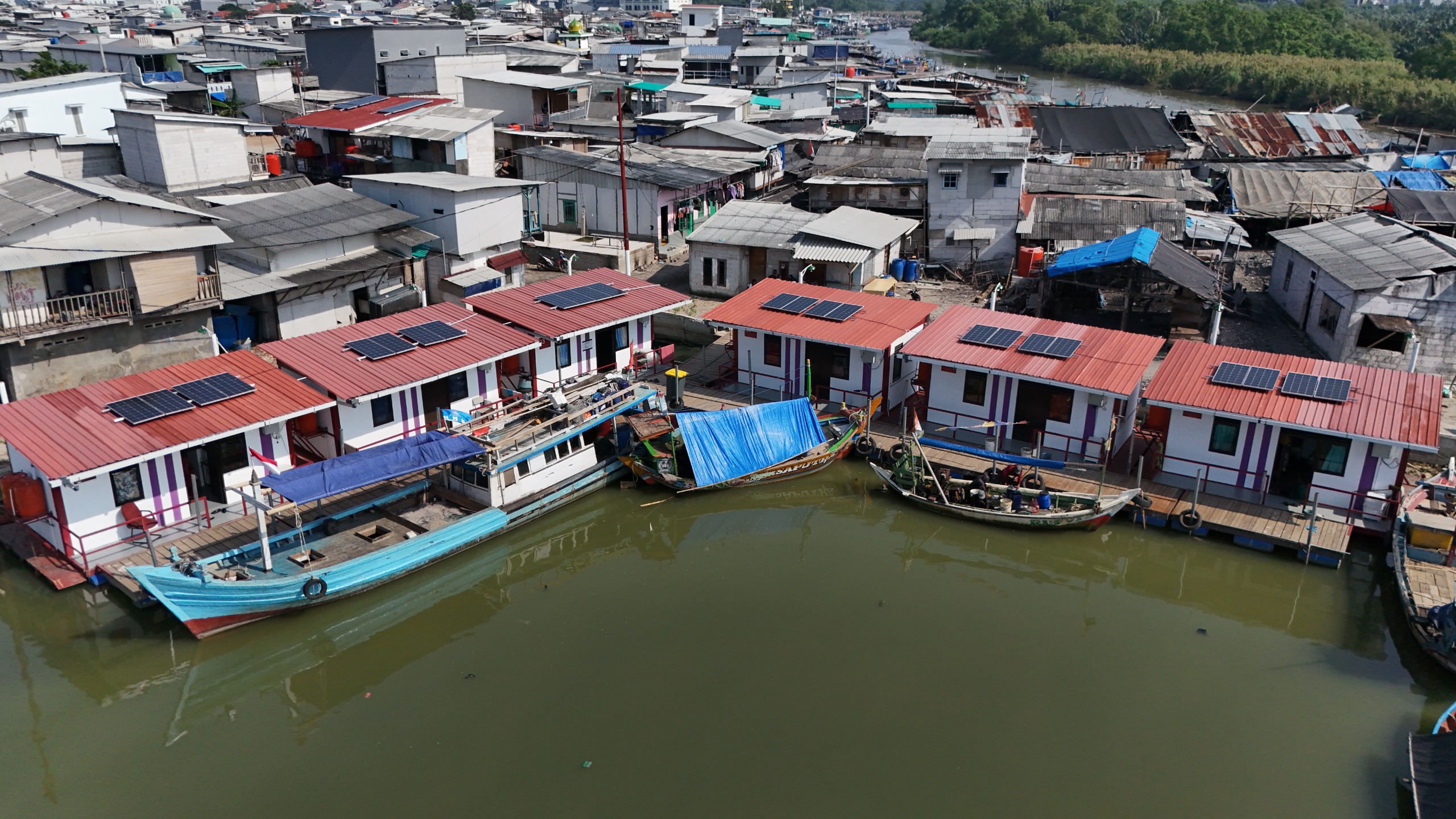 Prabowo Beri Bantuan Rumah Apung ke Warga Kampung Nelayan di Muara Angke: Alhamdulillah!