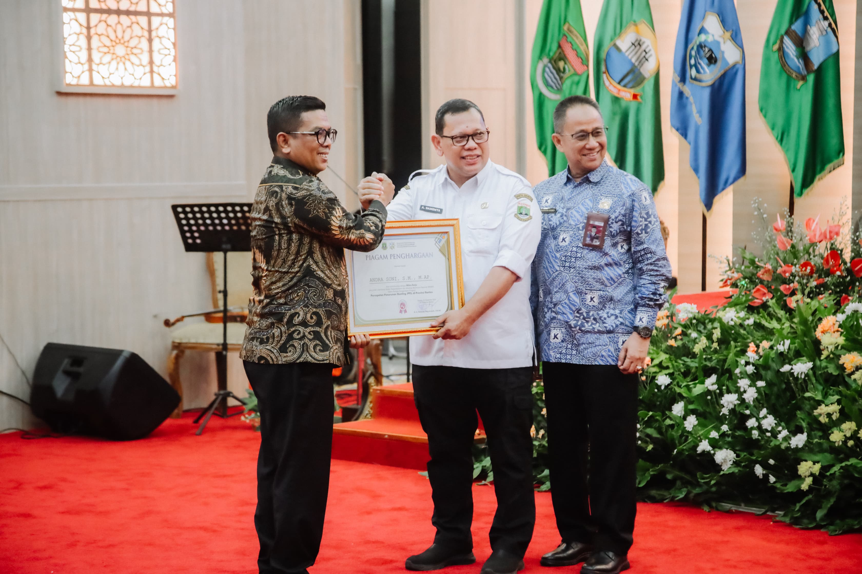 Gubernur Banten Terpilih Andra Soni Kembali Raih Penghargaan, Kali Ini dari BKKBN