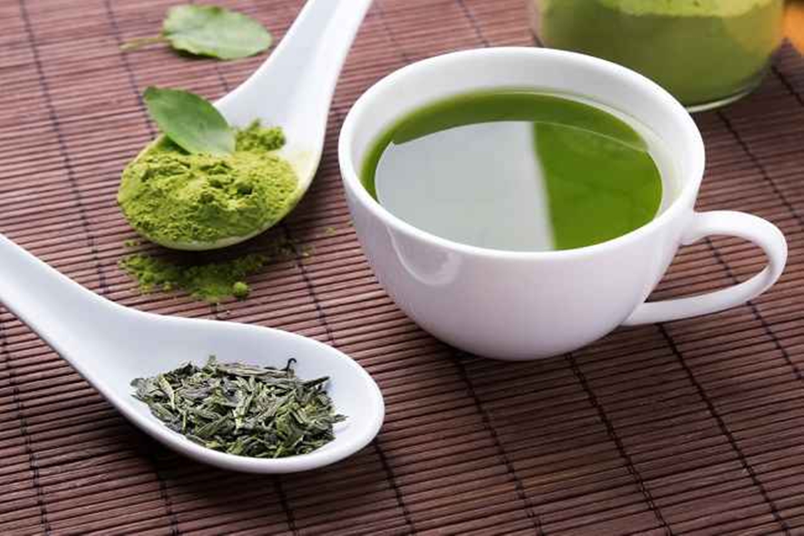 Kabar Gembira Buat Yang Mau Awet Muda : Gak Perlu Oplas, Cek aja Manfaat Teh Green Tea Disini!