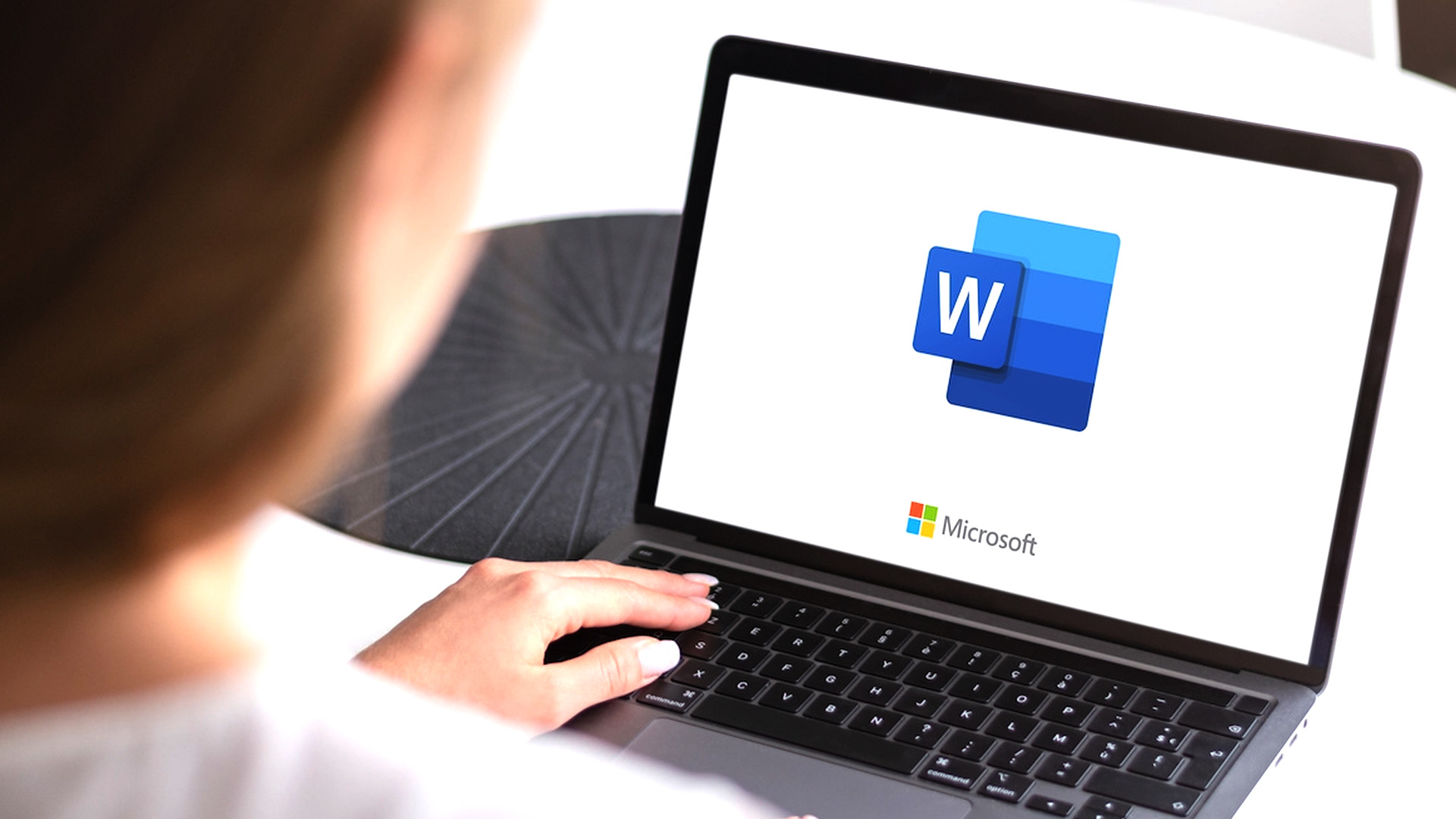 3 Cara Mudah Menghapus Halaman Kosong di Microsoft Word