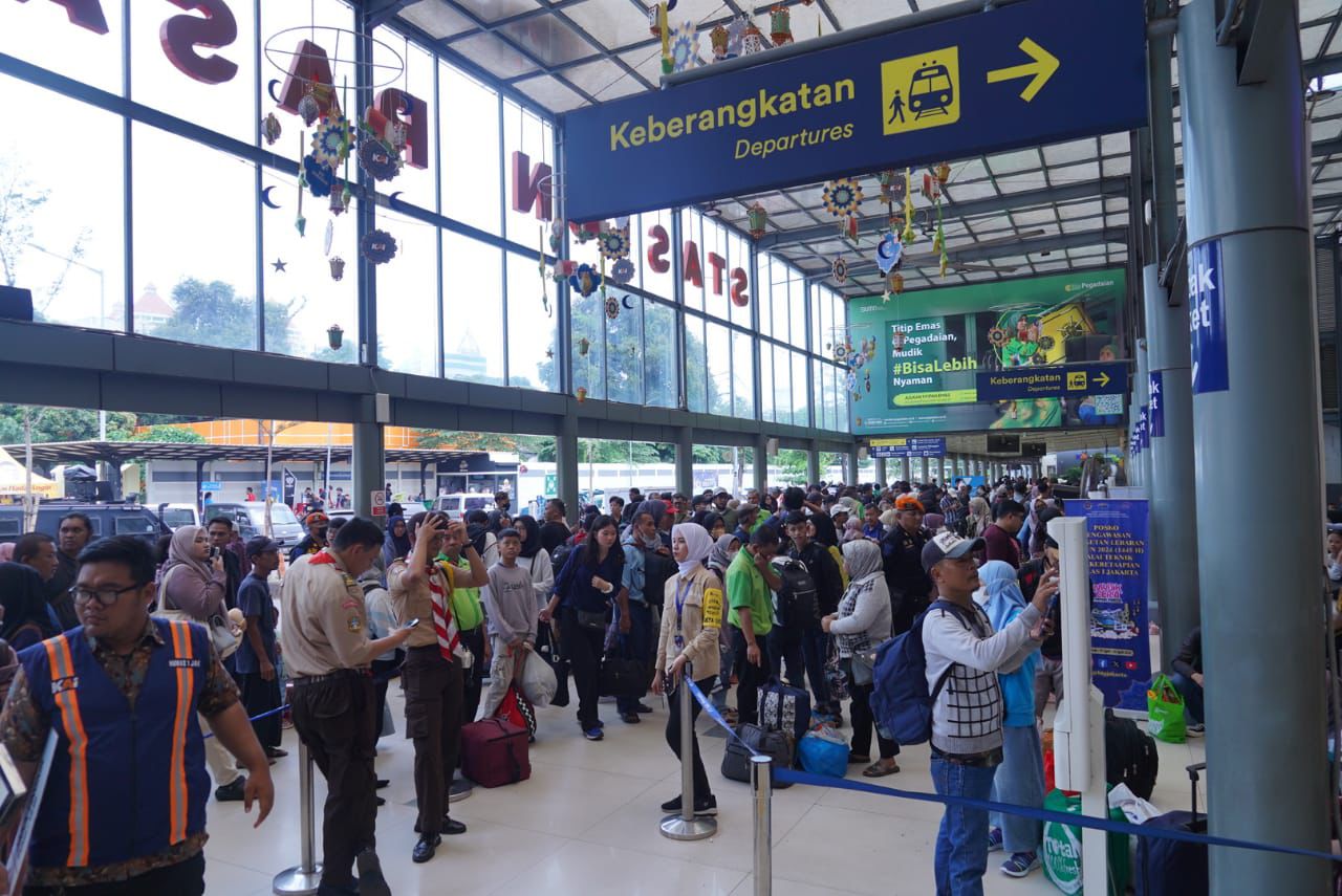 Daftar Kereta Ekonomi Gerbong New Generation Berangkat dari Stasiun Pasar Senen