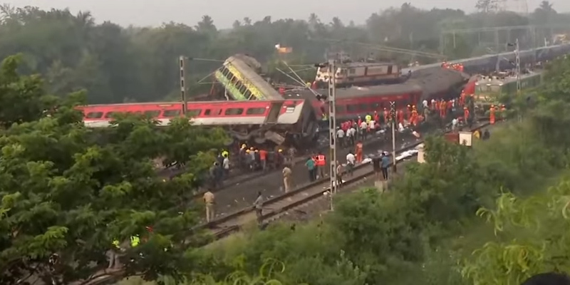 Tragis, Kecelakaan Kereta India Lebih 260 Orang Tewas Ratusan Luka-Luka
