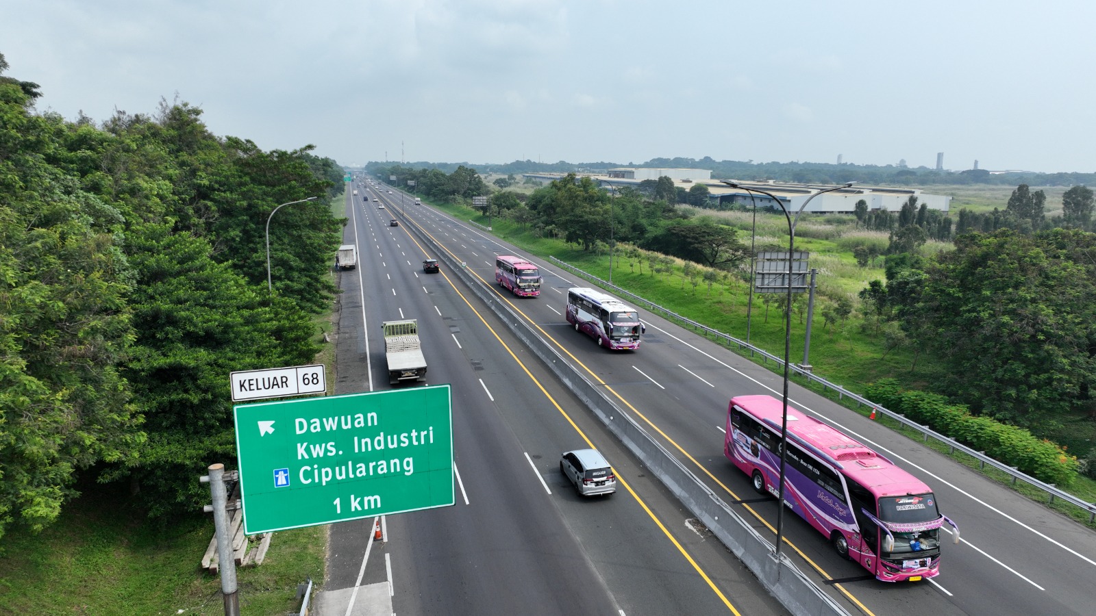 Jelang Nataru 2024, 835 Ribu Kendaraan Tinggalkan Jabodetabek Via Tol