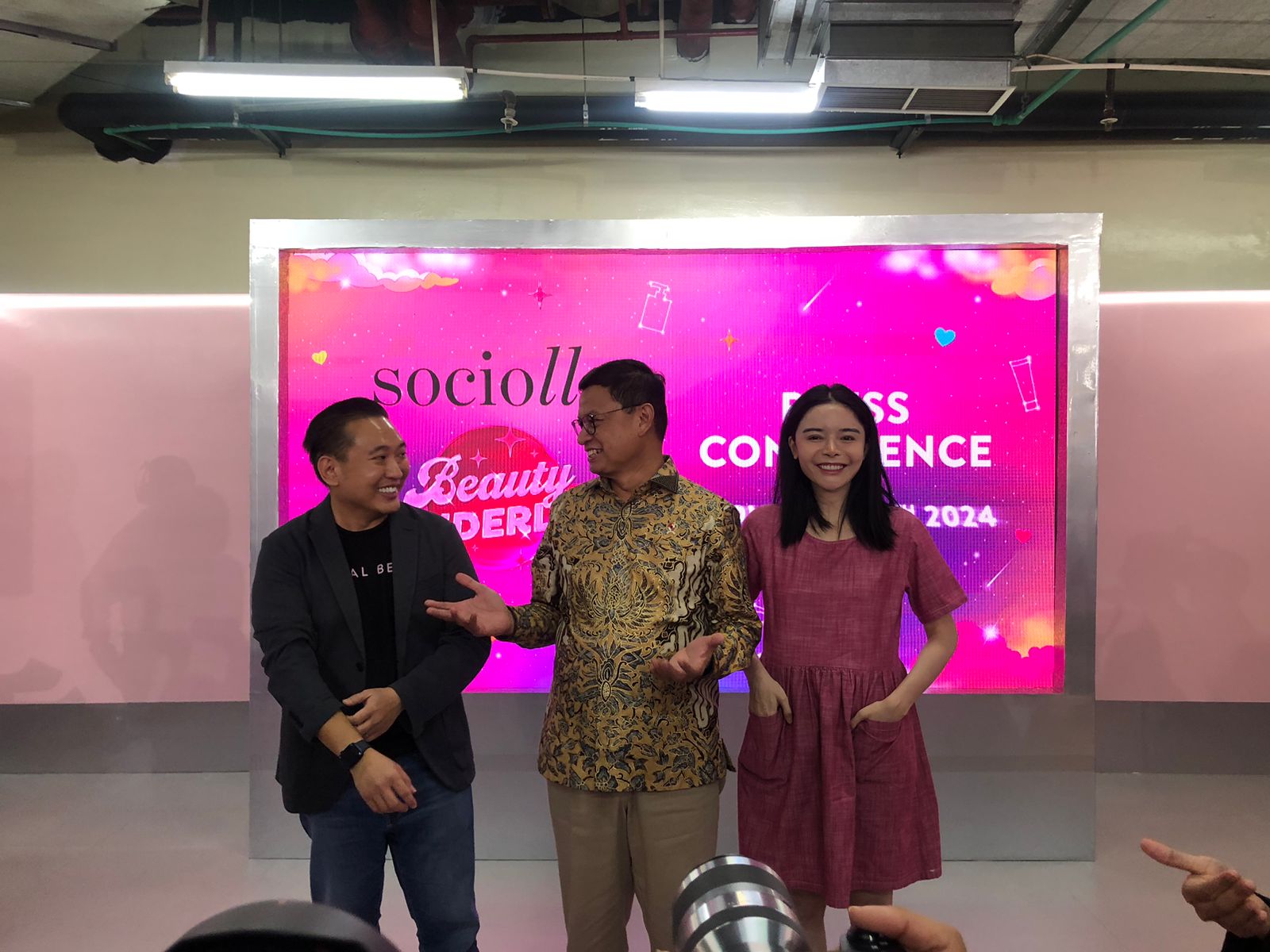 Sociolla Beauty Wonderland Beri Edukasi Pentingnya Memilih Produk Bersertifikat BPOM