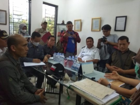 Diduga Buang Limbah, DPRD Kota Bekasi Datangi Pabrik Permen