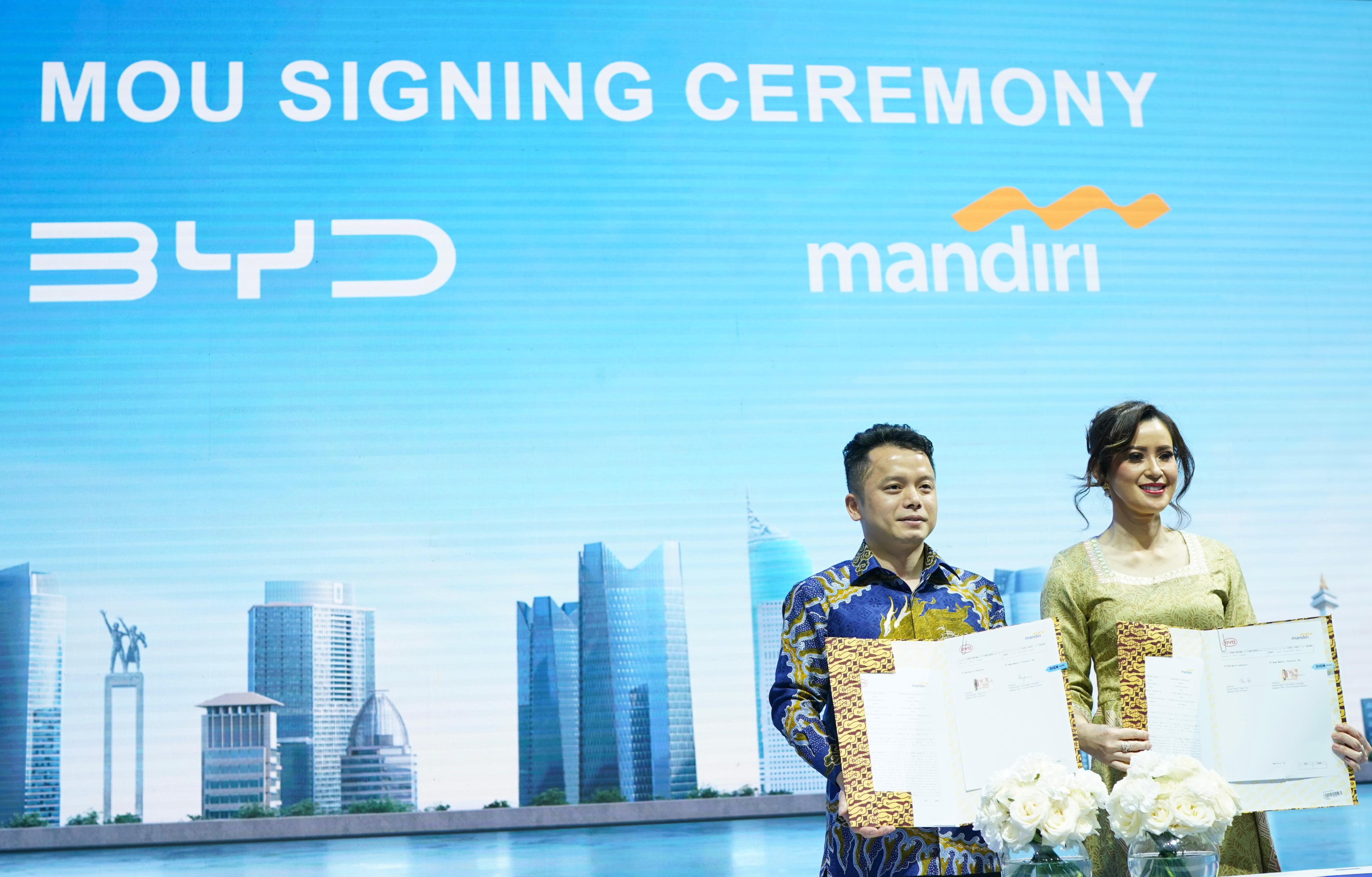 Perkuat Ekosistem Kendaraan Listrik di Indonesia, Bank Mandiri Teken MoU dengan BYD