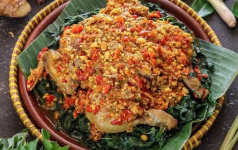 Resep Ayam Betutu Spesial: Kelezatan Makanan Khas Bali yang Menggoda Selera 