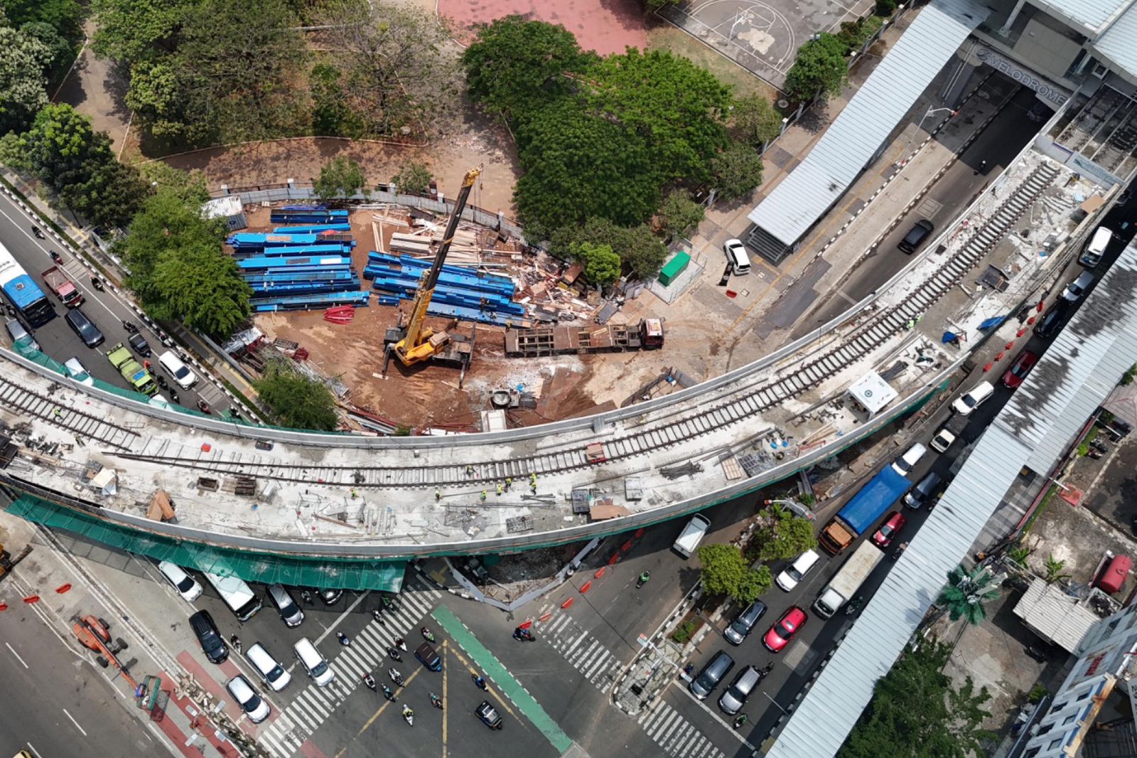 LRT Jakarta Fase 1B Siap Uji Coba Track, Progres Konstruksi Capai 29,17 Persen