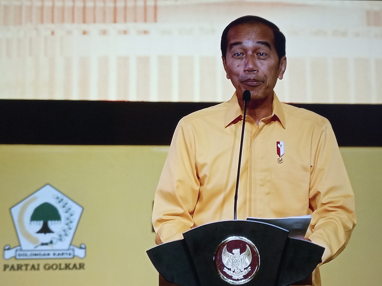 Kejutan! Partai Golkar Akan Umumkan Jokowi dan Gibran Sebagai Kader Barunya?