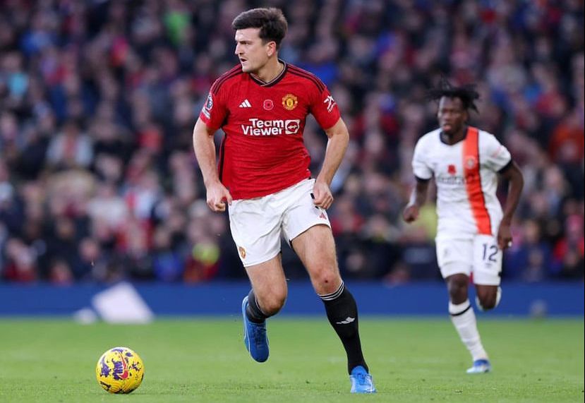 Kabar Buruk! Harry Maguire Cedera saat Lawan Aston Villa, Absen Bela Manchester United?