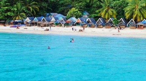 6 Rekomendasi Wisata Pantai di Baubau Terbaru 2024, Ada Nirwana Beach Bikin Susah Move On 