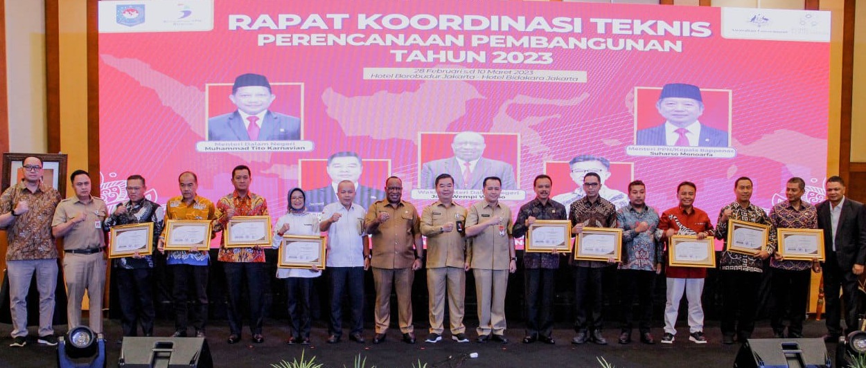Sekda Kota Bandung Sabet Digital Leadership Government Awards