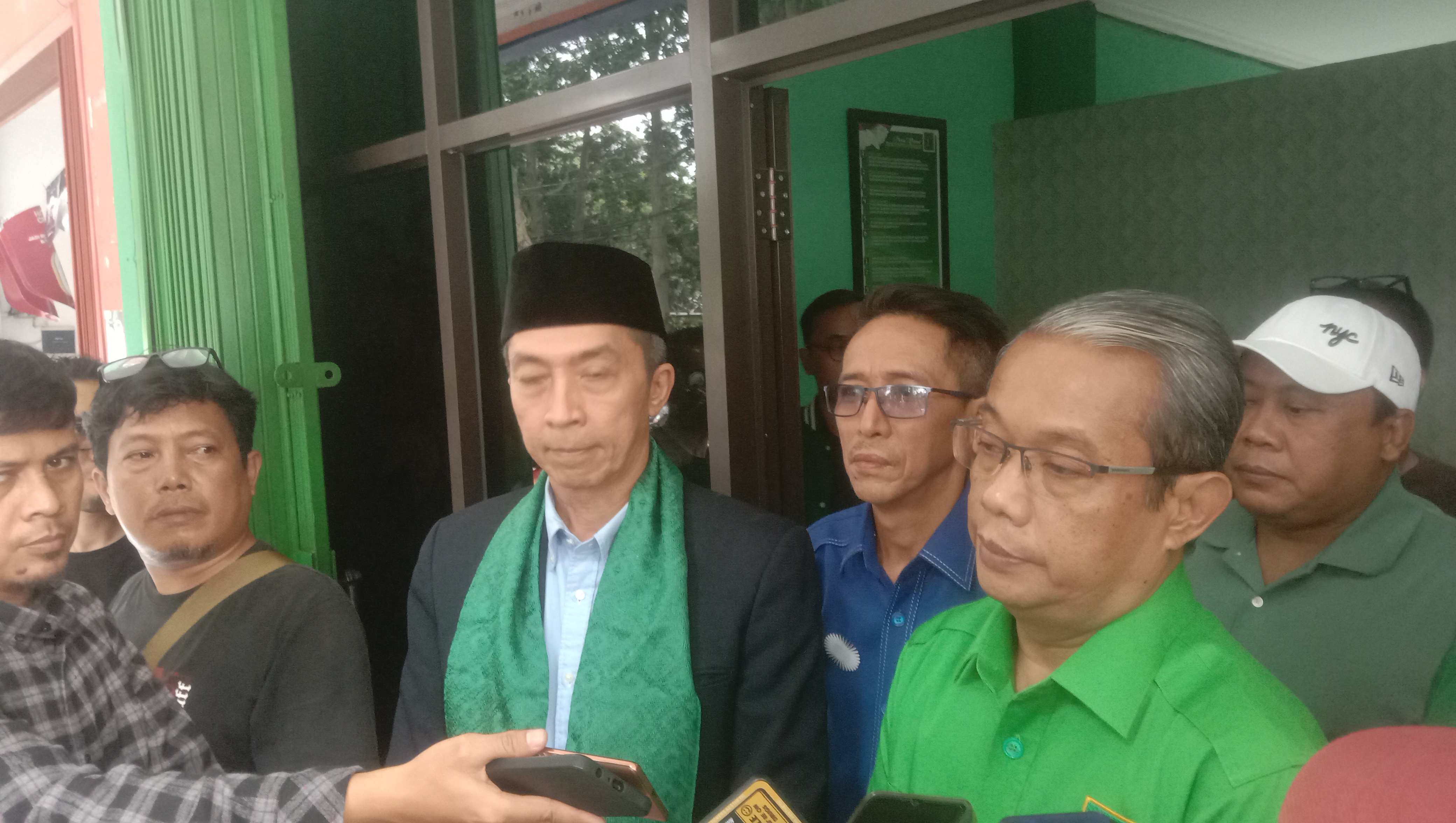 Dedie A Rachim Resmi Kembalikan Formulir Pendaftaran Bakal Calon Wali Kota Bogor ke DPC PPP 
