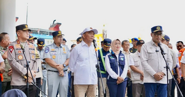 Menhub Tambah 15 Kapal Antisipasi Kepadatan Arus Balik di Penyebrangan Sumatera-Jawa
