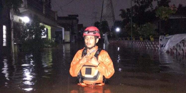 13 Perumahan di Tangsel Dikepung Banjir, BPBD Bertindak 