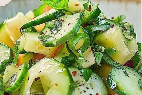 Resep Salad Timun Apel Enak Segar dan Menyehatkan yang Mudah Dibuat, Cocok buat Diet