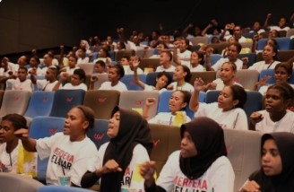 Kemendikbudristek Sambut 500 Anak-Anak Papua Penerima Beasiswa ADEM 2024