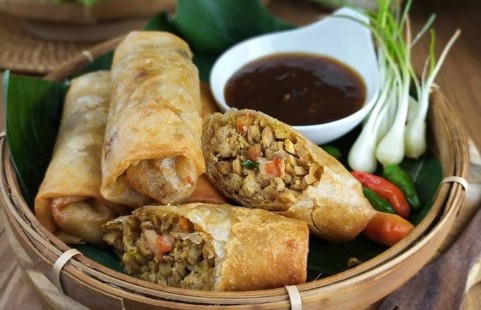 Resep Lumpia Rebung Khas Semarang: Nikmati Cita Rasa Klasik yang Gurih dan Lezat