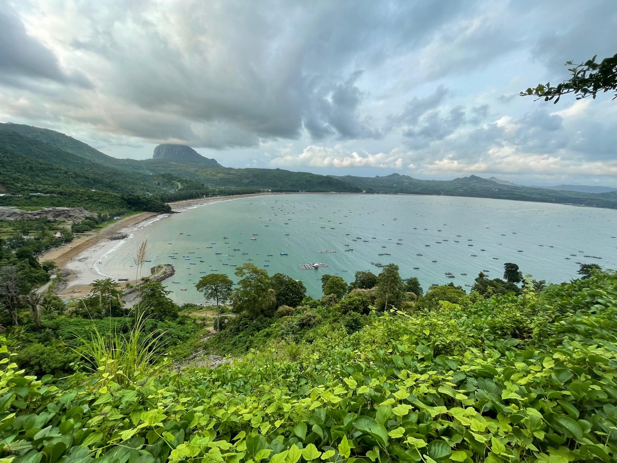 Rekomendasi Wisata Pantai Gemah di Tulungagung, Cocok utuk  Menghabiskan Liburan dengan Keluarga