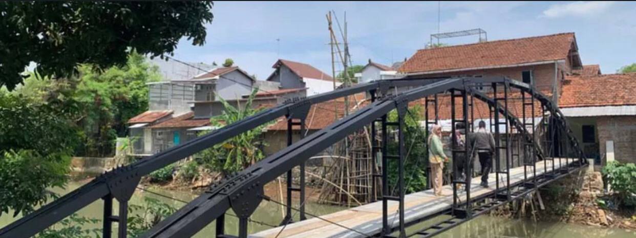 Viral! Akses Jalan Ditutup Tetangga, Keluarga di Jepara Bangun Jembatan Pribadi Senilai Rp250 Juta