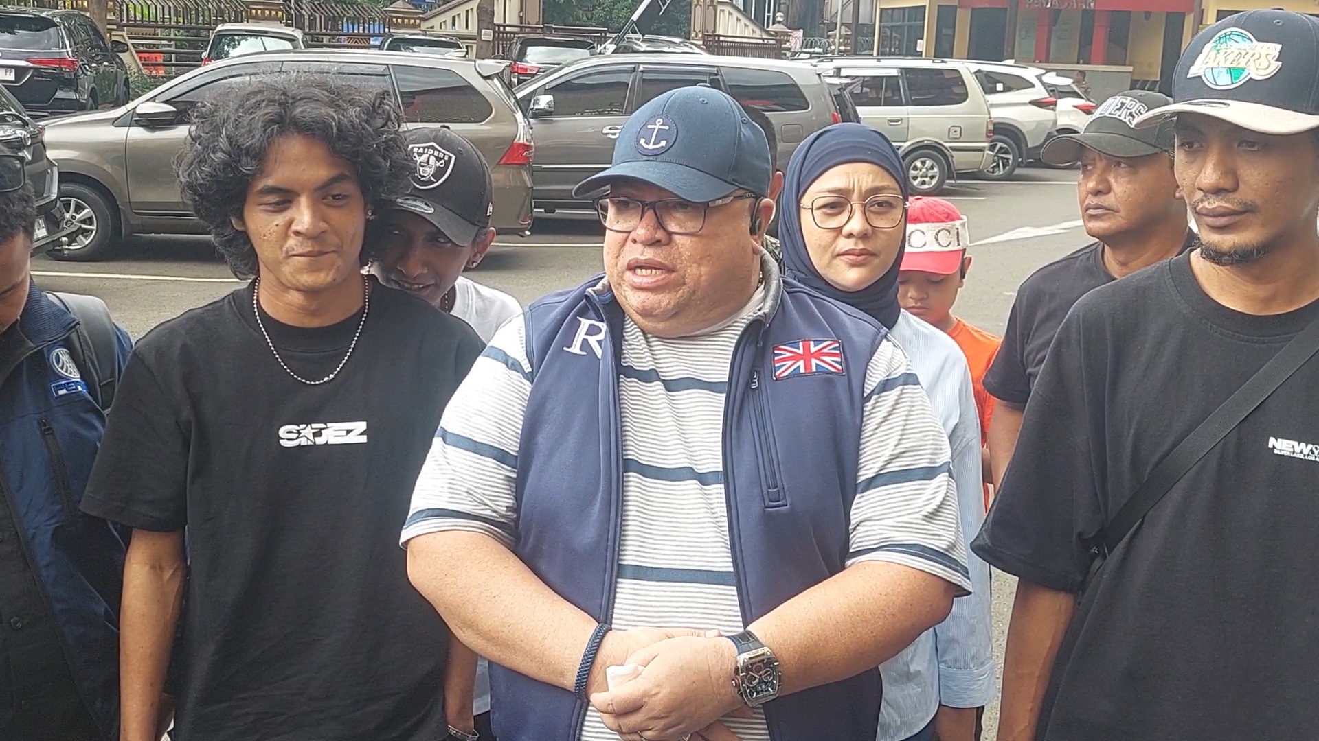 Razman Nasution Sebut Lolly Pernah Pacaran dengan 2 Pria saat Sekolah di Inggris: Satu Orang Indonesia