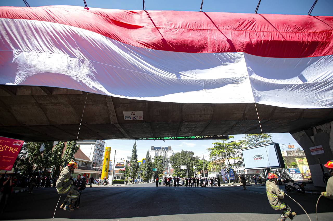 Aksi 3 Menit Untuk Indonesia Pamerkan Optimisme Kota Bandung di Hari Kemerdekaan