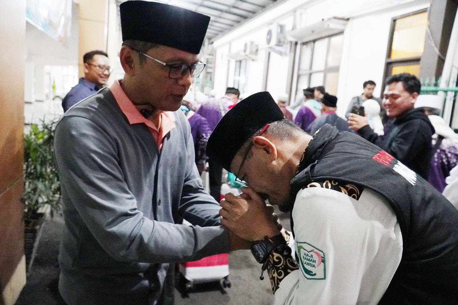 440 Jemaah Haji Asal Kota Bogor Akhirnya Tiba dengan Selamat di Tanah Air