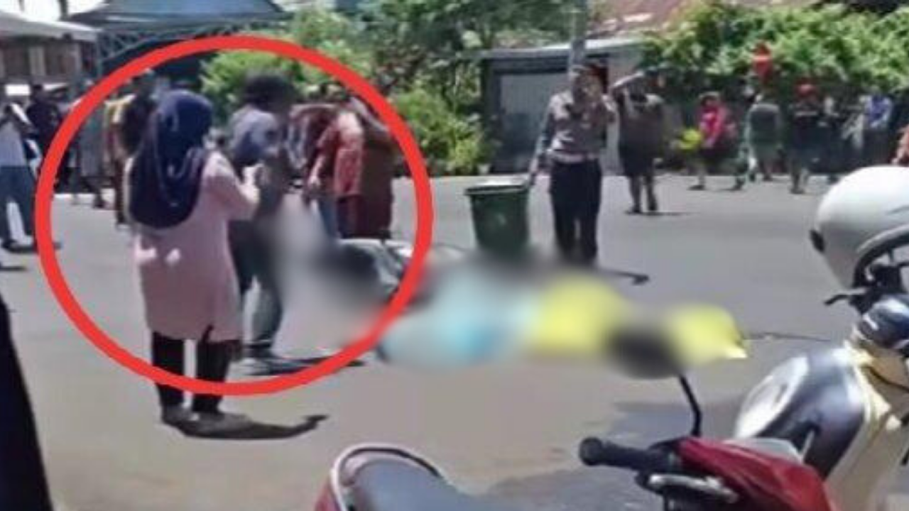 Tragis! Pelajar di Parepare Tewas Usai Tabrak Truk, Sang Ayah Tak Terima dan Bawa Parang ke TKP