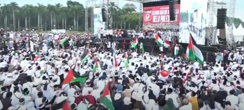 Bela Palestina di Monas, Pesertanya Orang - orang Terpandang dan Pejabat Indonesia