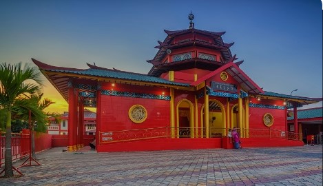 Daftar 5 Tempat Wisata Religi di Surabaya yang Penuh Makna dan Sejarah