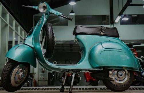 Spesifikasi Vespa Darling 50S, Si Klasik Mungil Favorit Para ArtisTernama dalam Negeri 