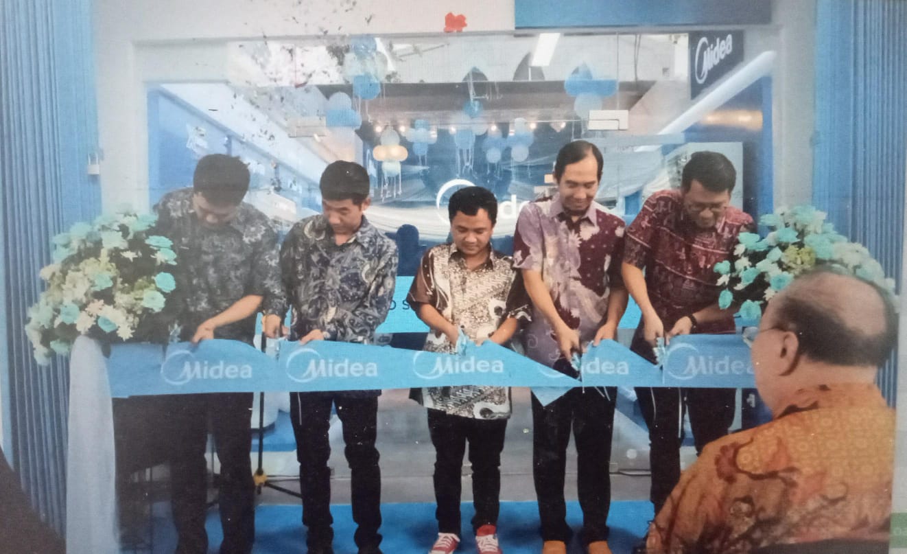 Jelang Akhir Tahun, Midea Luncurkan Layanan Midea Mobile Service di Grand Opening Midea Proshop di Jakarta