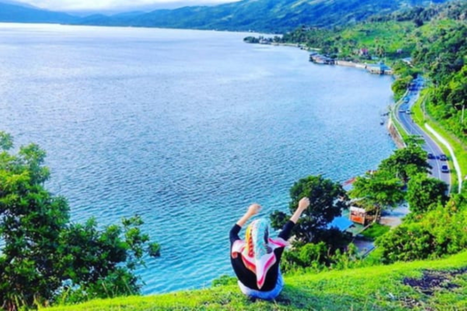 Wisata Danau Singkarak, Pesona Alam Nan Indah di Sumatera Barat Yang Wajib Masuk List Trip Travelingmu