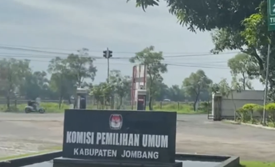 Usai Pelantikan, Puluhan Anggota KPPS Jombang Mengundurkan Diri
