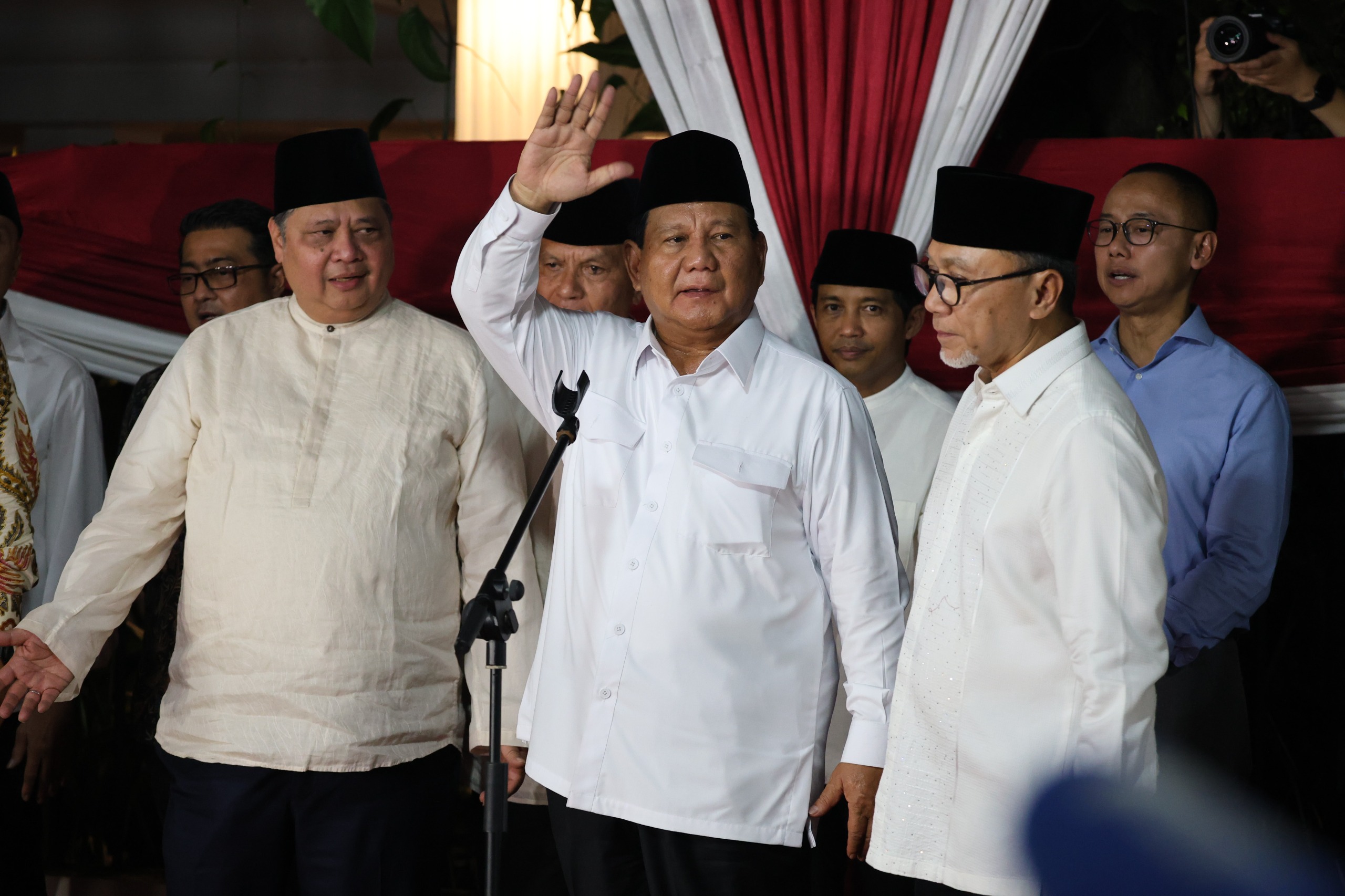 Prabowo Ucapkan Selamat Hari Buruh, Doakan Makin Sejahtera dan Bersatu