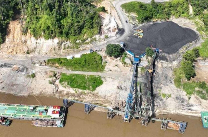 PT Pada Idi Abaikan Lingkungan, Buang Limbah ke Sungai Barito