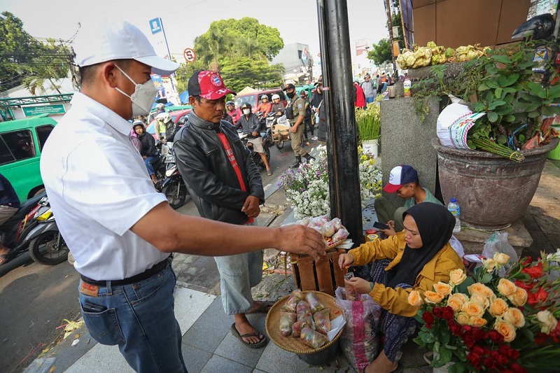 Pantau Persiapan Idulfitri, Ema Pastikan Situasi Kota Bandung Kondusif
