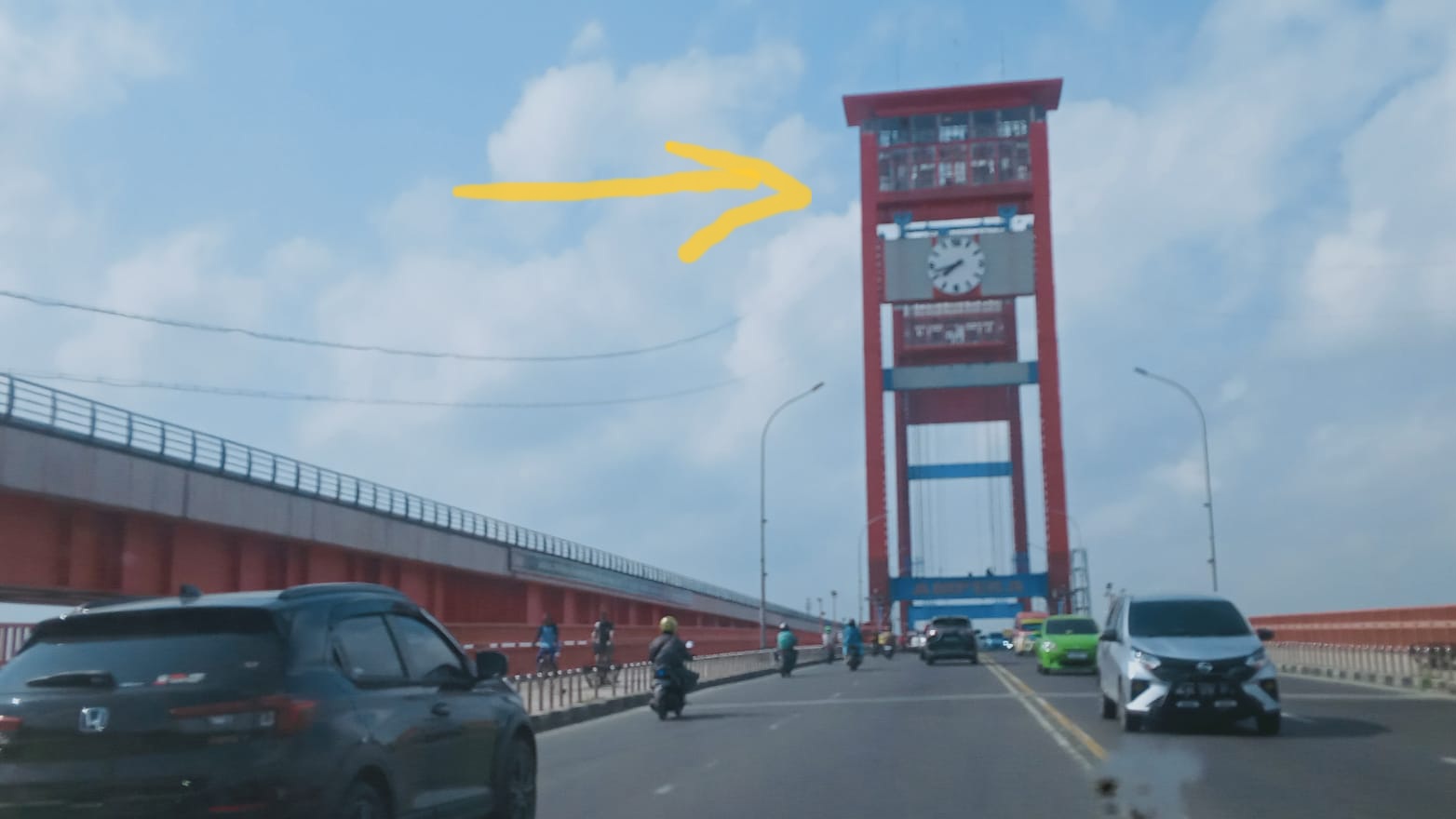 Wisata Tower Jembatan Ampera, Melihat Indahnya Kota 'Pempek' Palembang dari Ketinggian