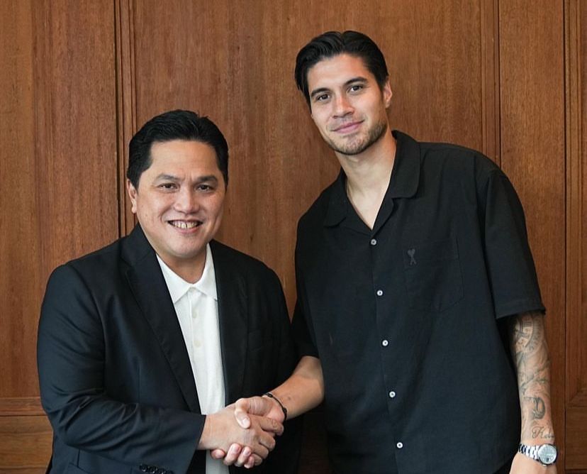 Kevin Diks Jabat Tangan dengan Ketum PSSI Erick Thohir: Selamat Bergabung di Timnas Indonesia 