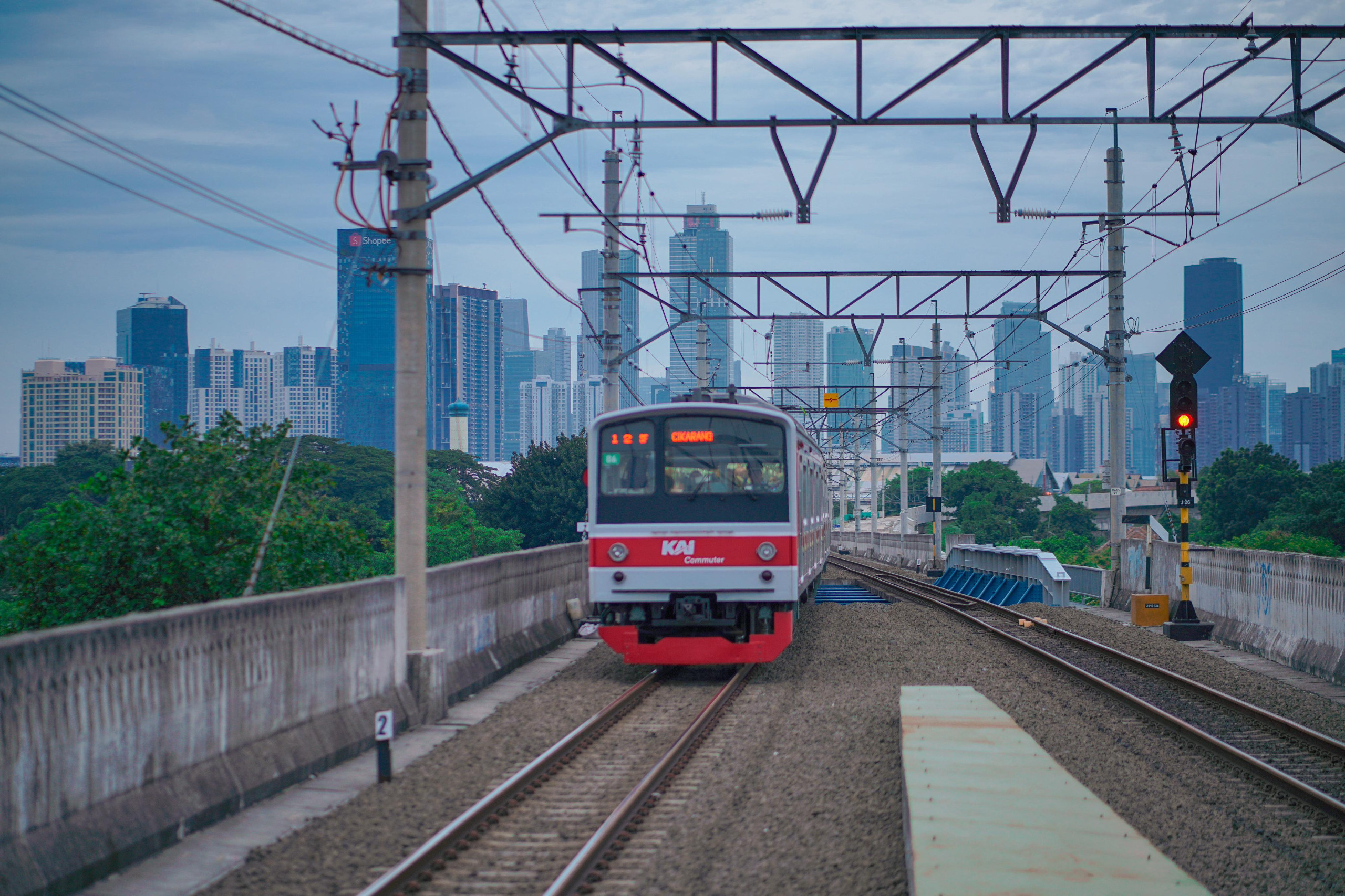 Naik KRL Cuma Rp1 Spesial Momen Pelantikan Prabowo-Gibran 20 Oktober 2024 