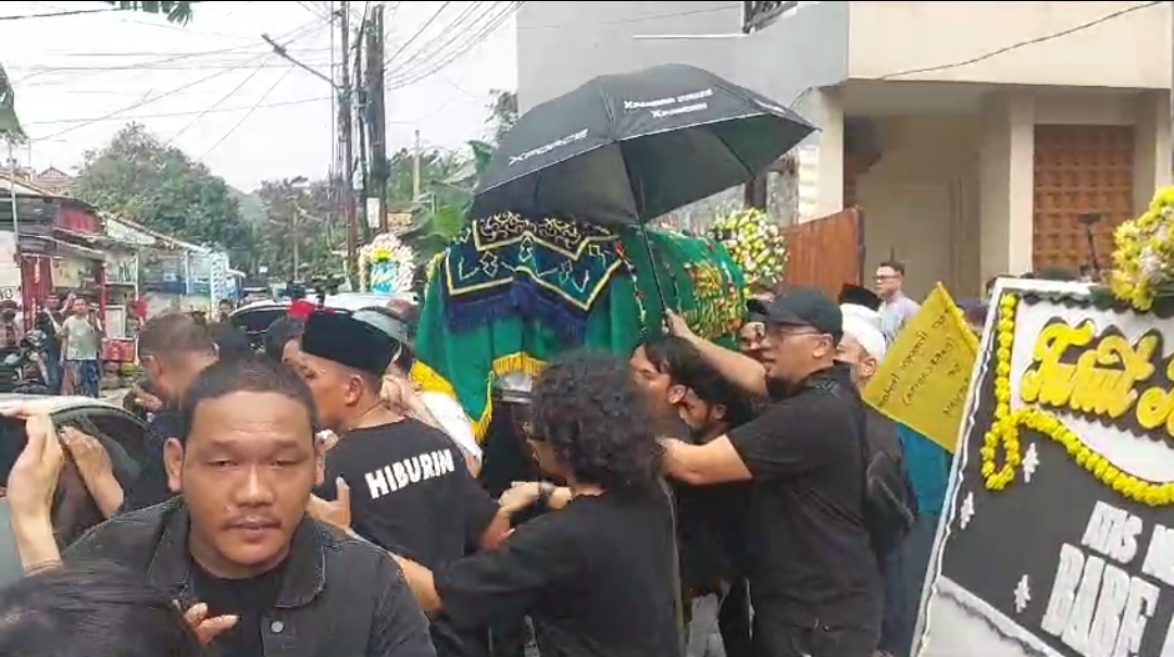 Prosesi Sholat Jenazah Babe Cabita Sempat Diwarnai Ricuh Gegara Klakson Pengemudi Mobil