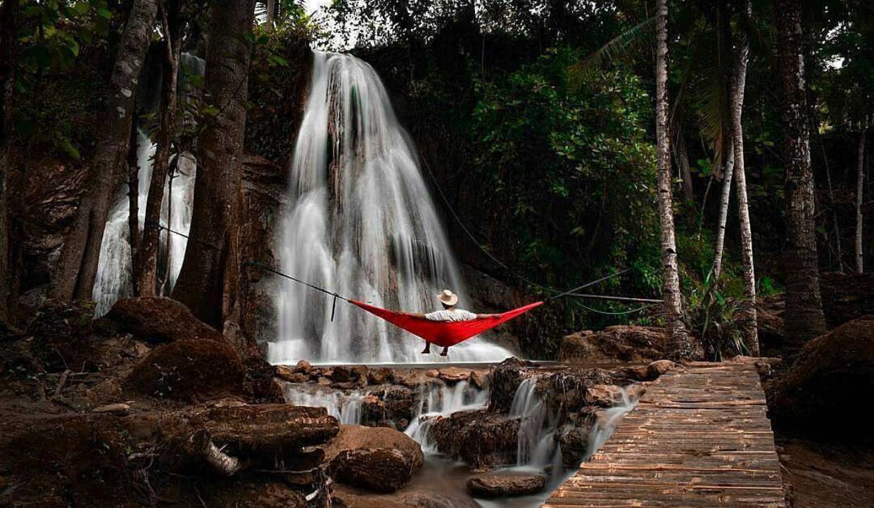 Bernuansa Alam yang Menyejukan, Rasakan Keindahan dan Pesona Wisata Air Terjun Randusari di Yogyakarta