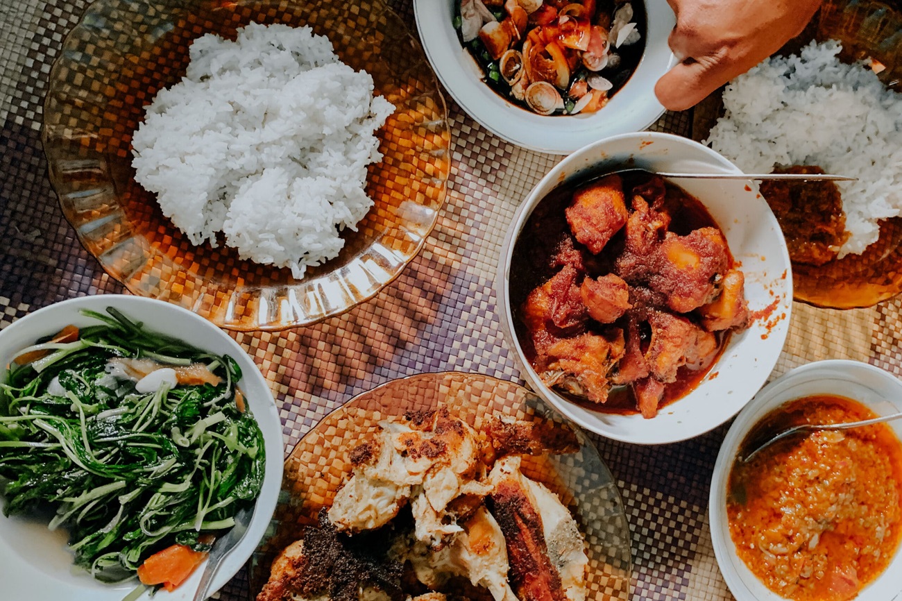 Mengenal Rijsttafel: Hindangan Khas Indonesia di Restoran-Restoran di Belanda