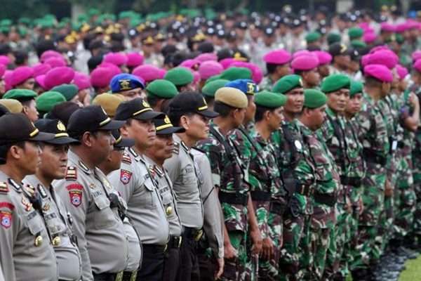 Resmi! Segini Rincian Gaji TNI-Polri Terbaru Usai Dinaikan Jokowi 