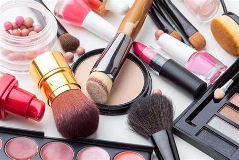 10 Tips Memilih Kosmetik yang Aman untuk Kulit: Nomor 5 Paling Penting