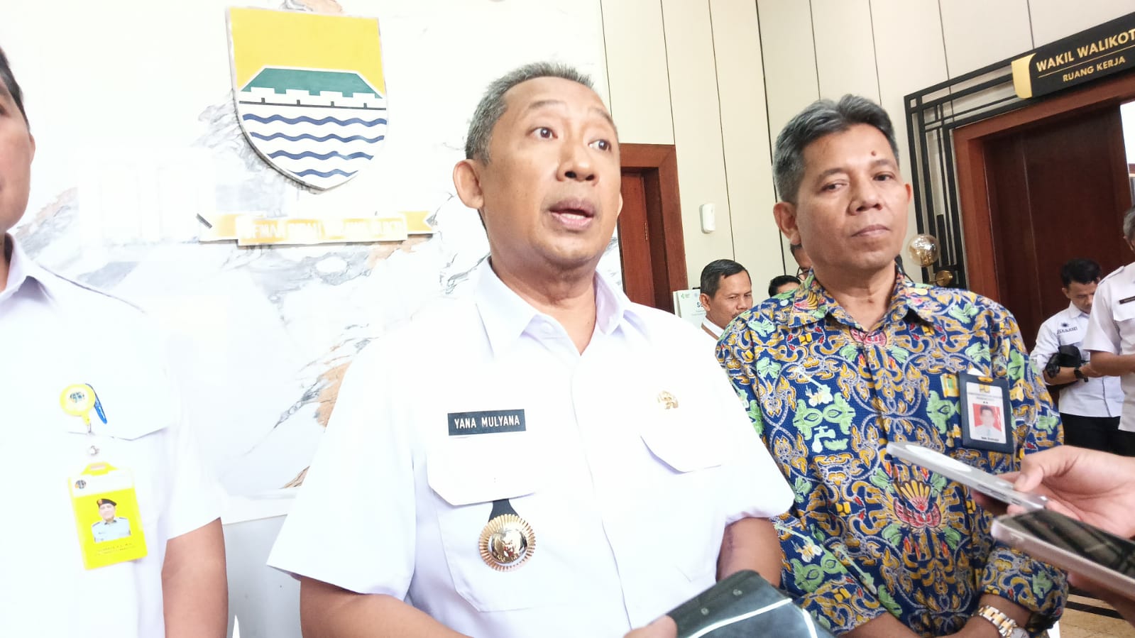 Wali Kota Bandung Yana Mulyana Resmi Serahkan Lahan di Gedebage untuk Dibangun Tol Getaci