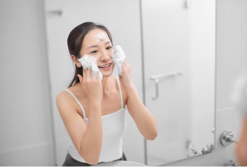 Langkah Dasar Cuci Muka yang Benar, Biar Terbebas dari Permasalahan Kulit