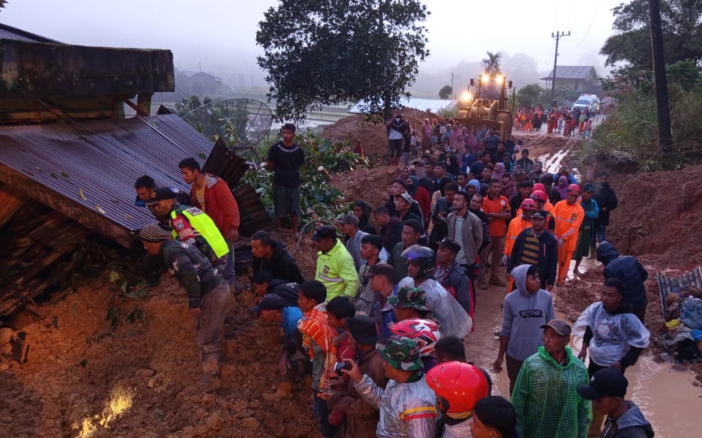 Tragis! Satu Keluarga Tewas Tertimbun Longsor di Aceh Tengah