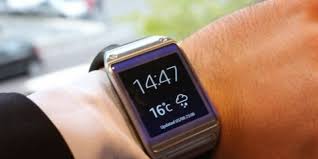 Bocoran Fitur Smartwatch Layar Persegi Samsung